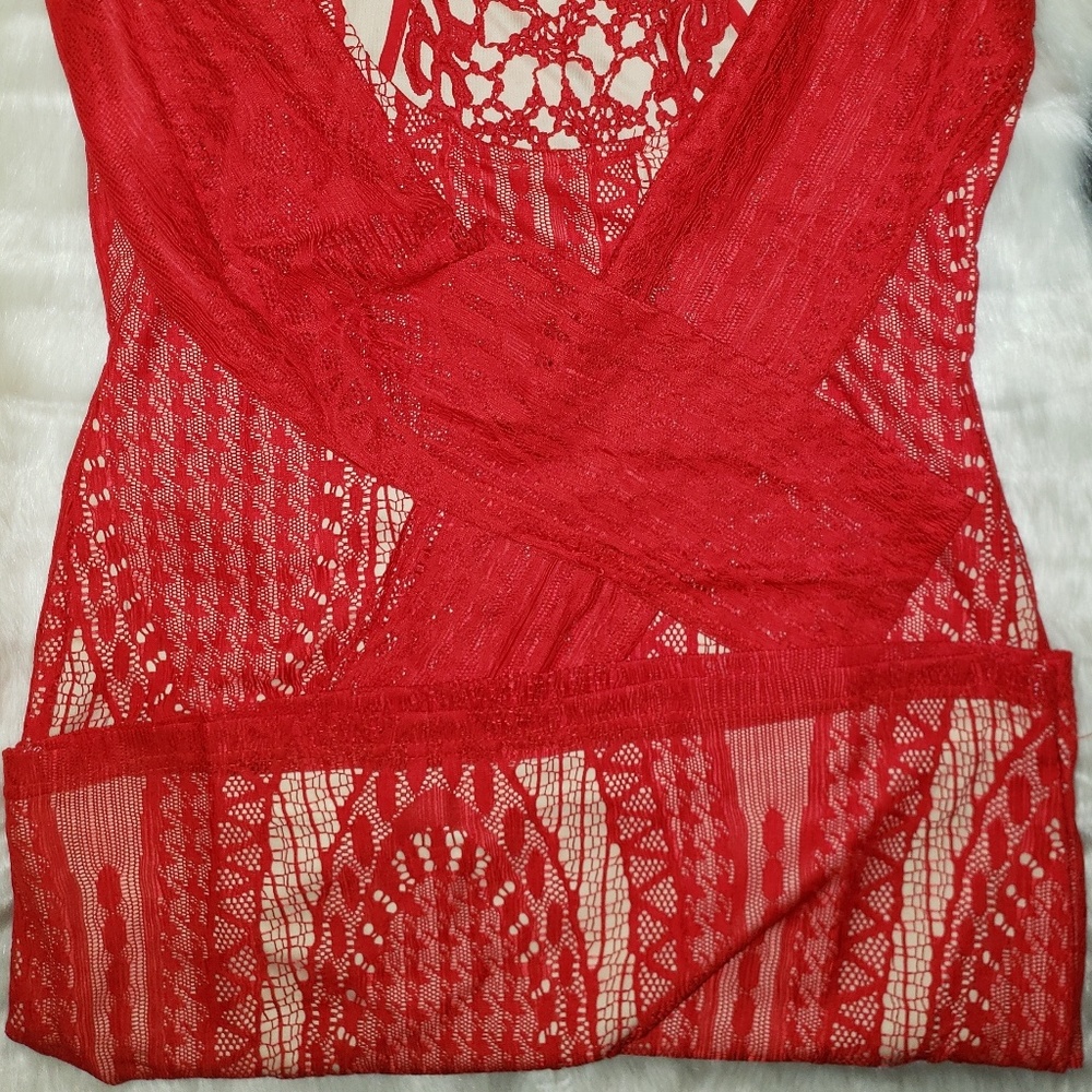 Red Embroidered Dress with Inner Cream Layer - Picture 6 of 8